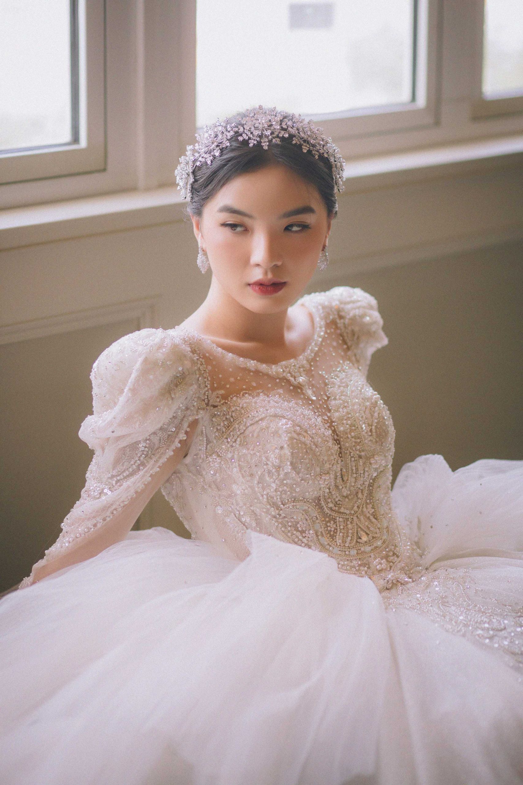 Queen Anne - Image 7